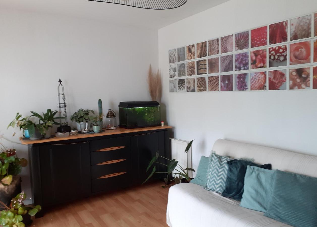Au Bosquet, Chambre Et Salle De Bains Avec Petit Dejeuner A 600 M Du Centre Dans Un Cadre Calme Et Verdoyant Salies-de-Béarn Zewnętrze zdjęcie
