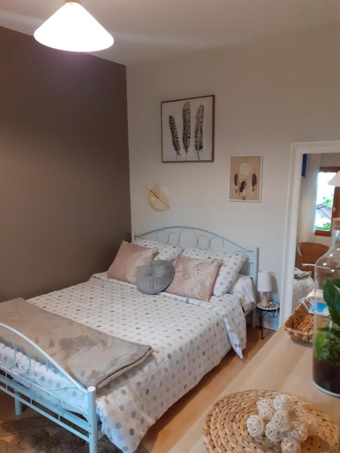 Au Bosquet, Chambre Et Salle De Bains Avec Petit Dejeuner A 600 M Du Centre Dans Un Cadre Calme Et Verdoyant Salies-de-Béarn Zewnętrze zdjęcie