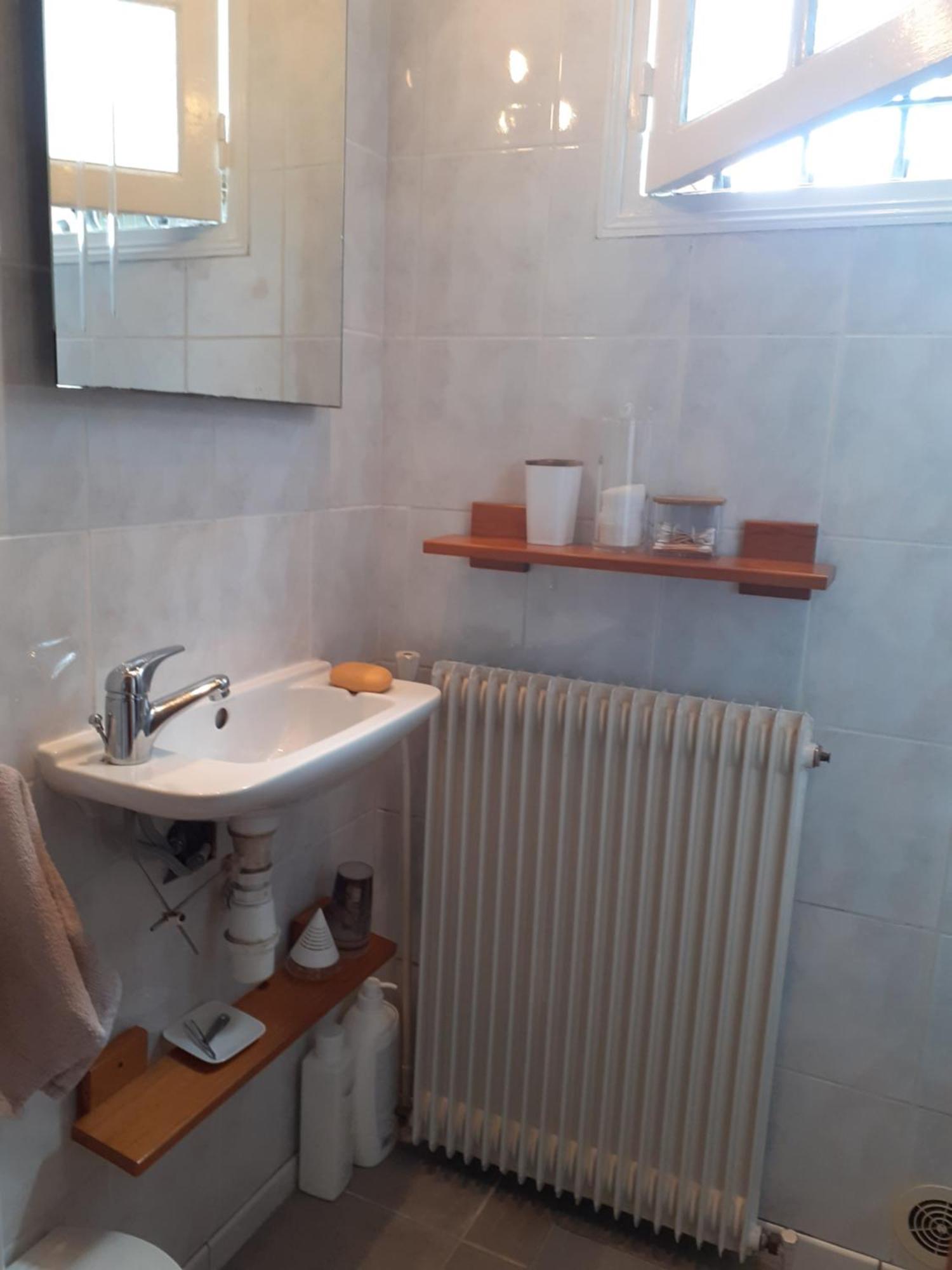 Au Bosquet, Chambre Et Salle De Bains Avec Petit Dejeuner A 600 M Du Centre Dans Un Cadre Calme Et Verdoyant Salies-de-Béarn Zewnętrze zdjęcie